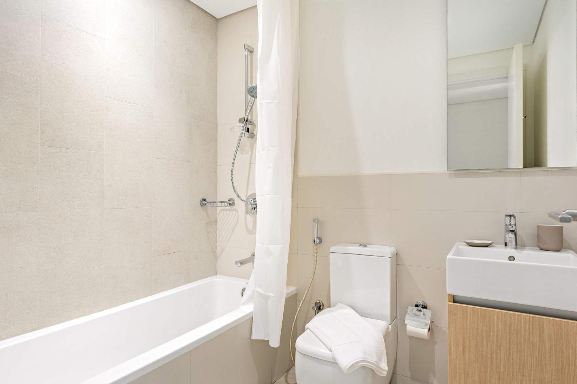 Apartment Silkhaus New 2br Near Reem Mall In Bridges Tower Abu Dhabi